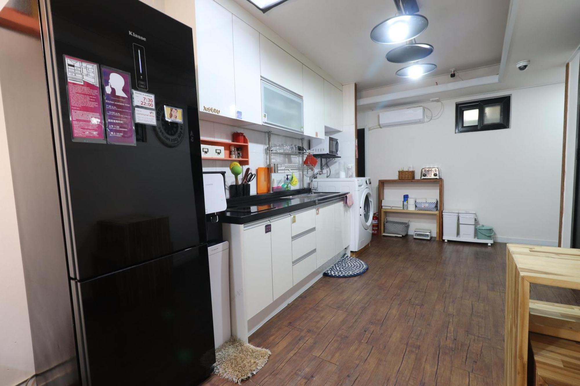 Just4U Guesthouse Seoul Exterior photo